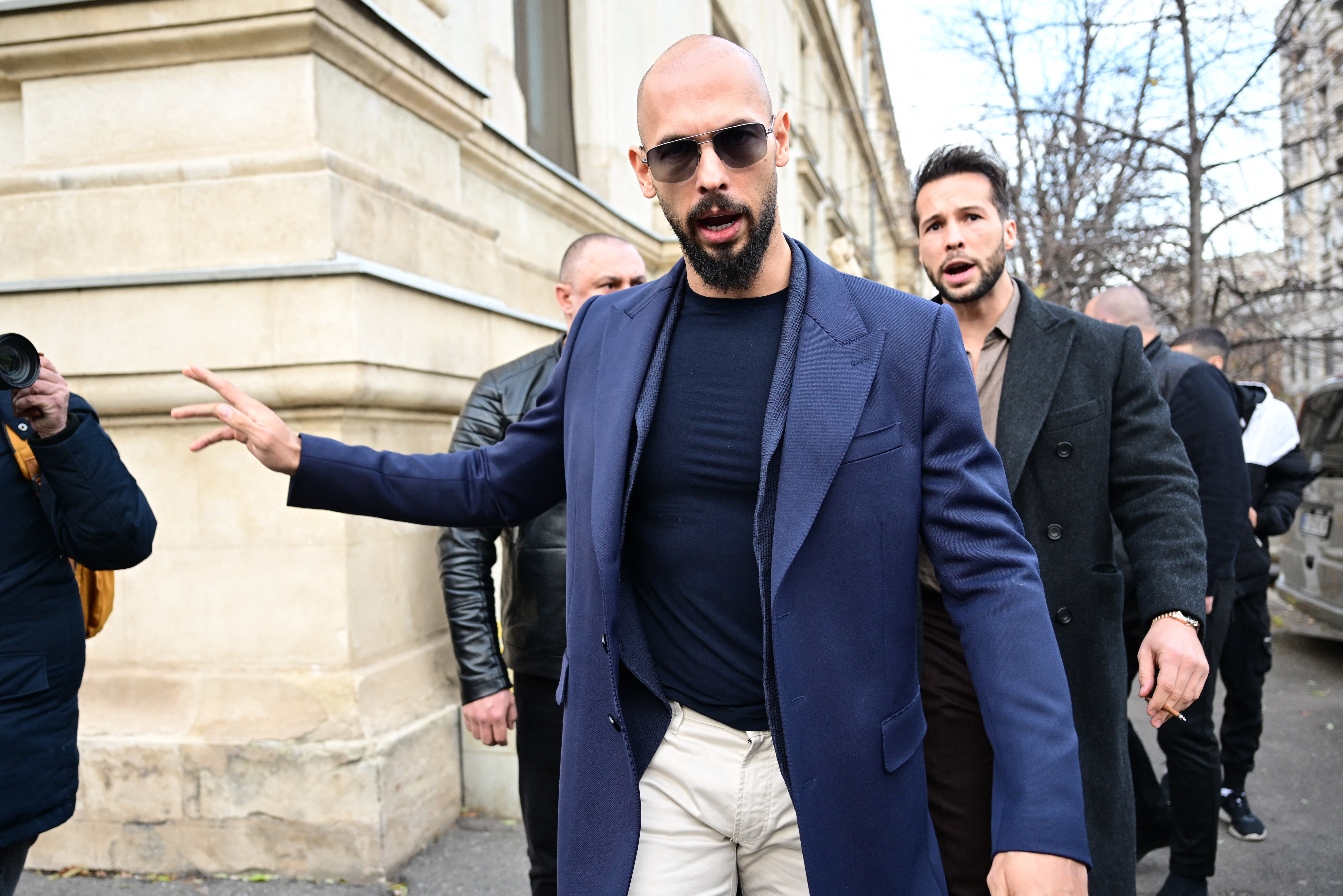 Procedural Dismissal Confirmed: Romanian Court Sends Tate Case Back to Prosecutors